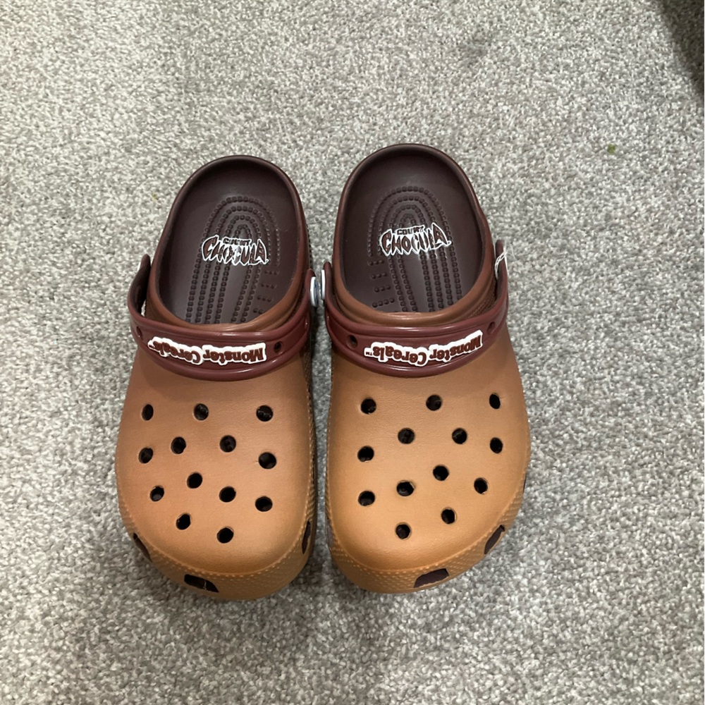 Crocs
